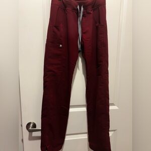 Burgundy Kade™ - Cargo Scrub Pants
XS - Burgundy